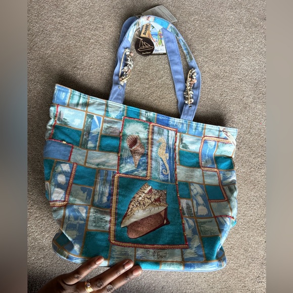 Paul Brent beach bag  adorned with seashells - Picture 1 of 7